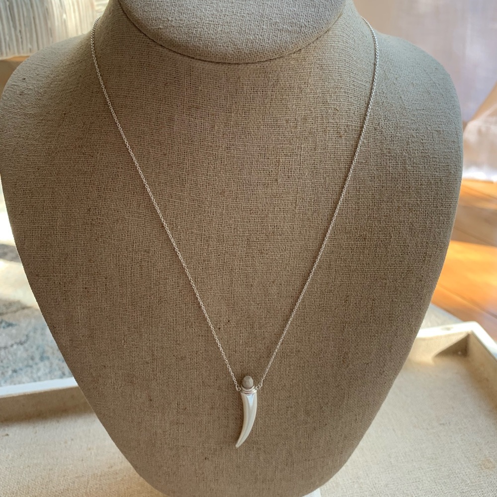 Stella & Dot Delicate Horn Necklace